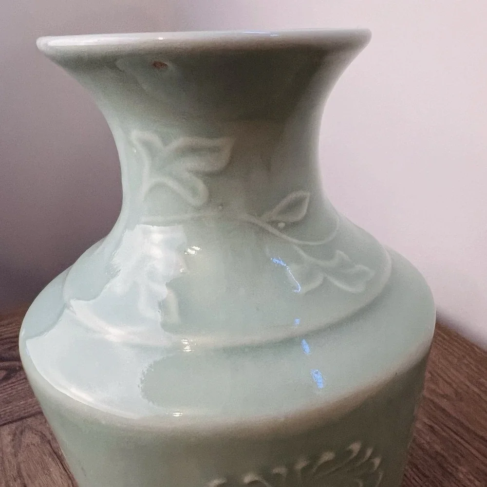 Antique/Vintage Korean Celadon Vase Willow Green With Floral Motif 9.5